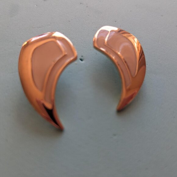 Vintage Signed Angel Earrings - Minimalist Gold Statement Earrings for Women - Picture 3 of 4